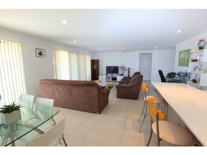 13 Bramble Court, Urraween QLD 4655