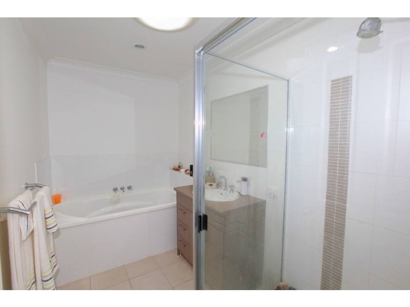 13 Bramble Court, Urraween QLD 4655