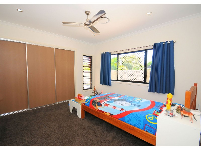 5 Norfolk Crt, Kawungan QLD 4655