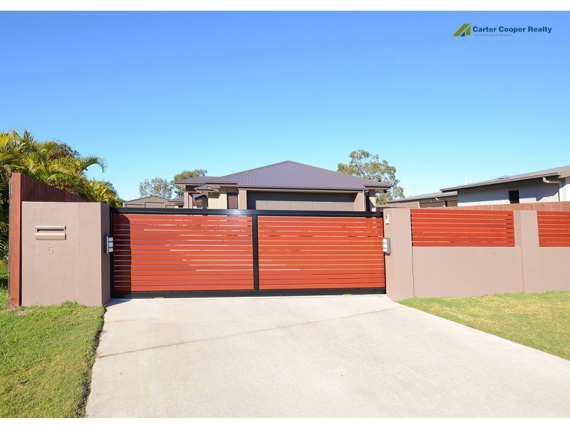 5 Norfolk Crt, Kawungan QLD 4655