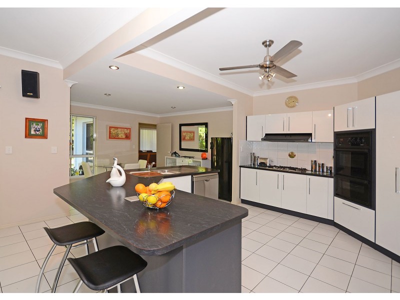 10 Palm Way, Dundowran Beach QLD 4655