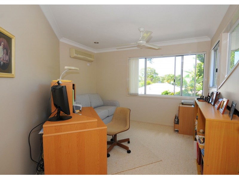 10 Palm Way, Dundowran Beach QLD 4655