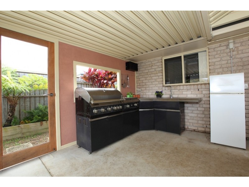 2 Redgum Court, Urraween QLD 4655