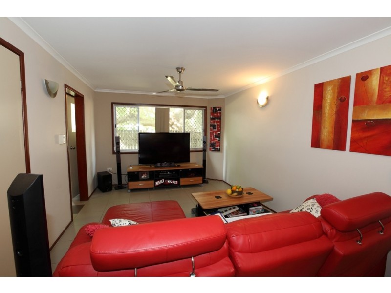 2, 4 Frank Street, Scarness QLD 4655