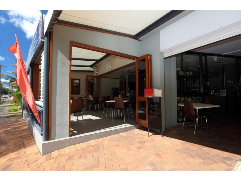 2, 4 Frank Street, Scarness QLD 4655