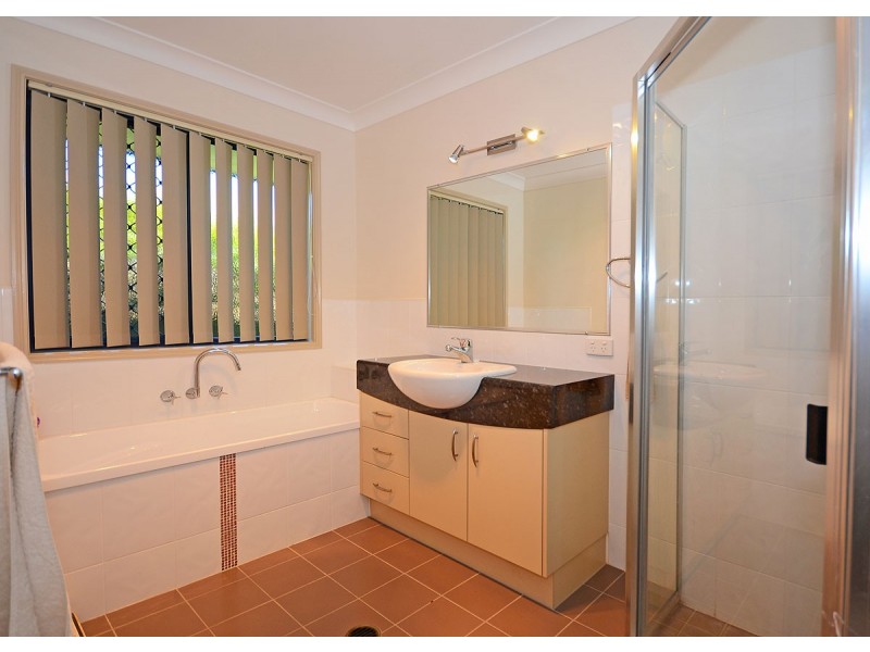 5 Kirriemuir, Kawungan QLD 4655