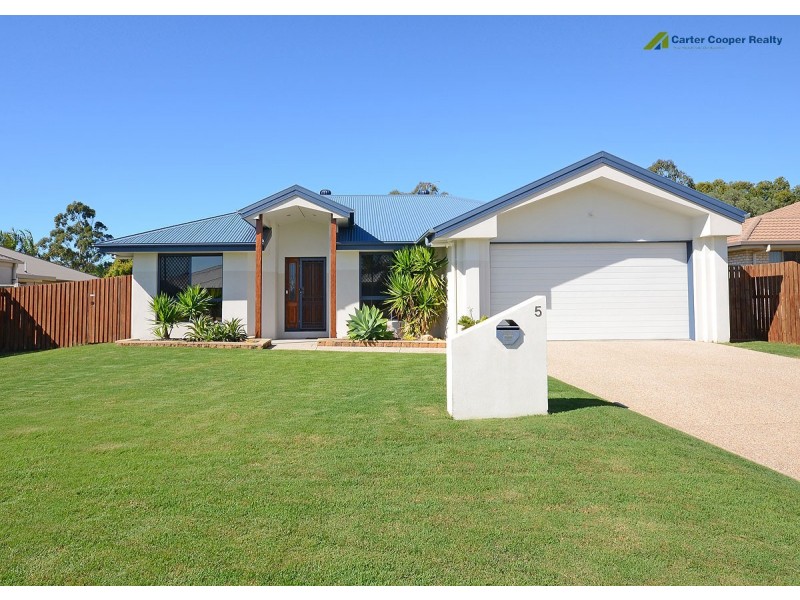 5 Kirriemuir, Kawungan QLD 4655