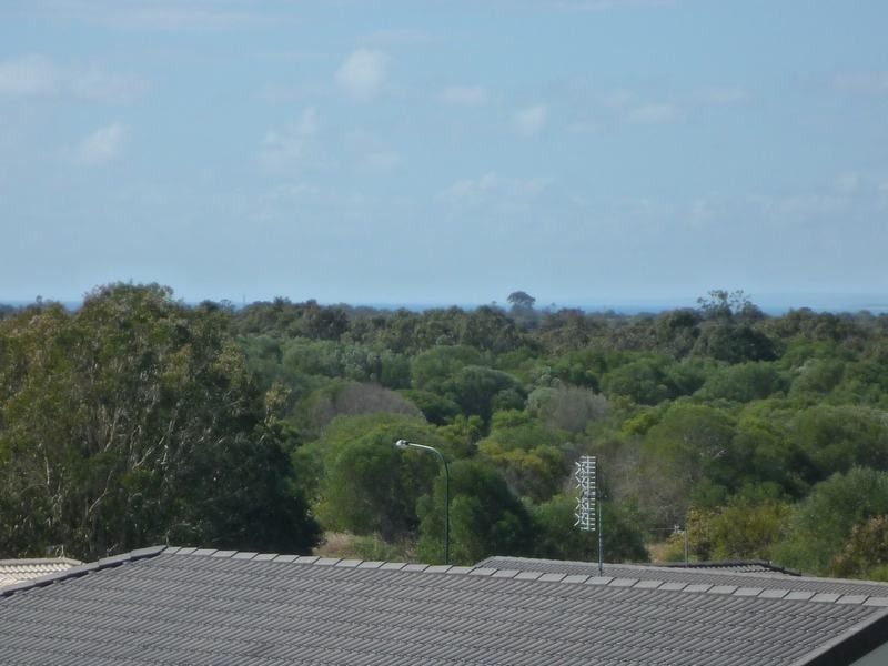 8 Sunad Court, Nikenbah QLD 4655