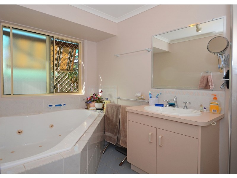 85 Urangan Street, Torquay QLD 4655