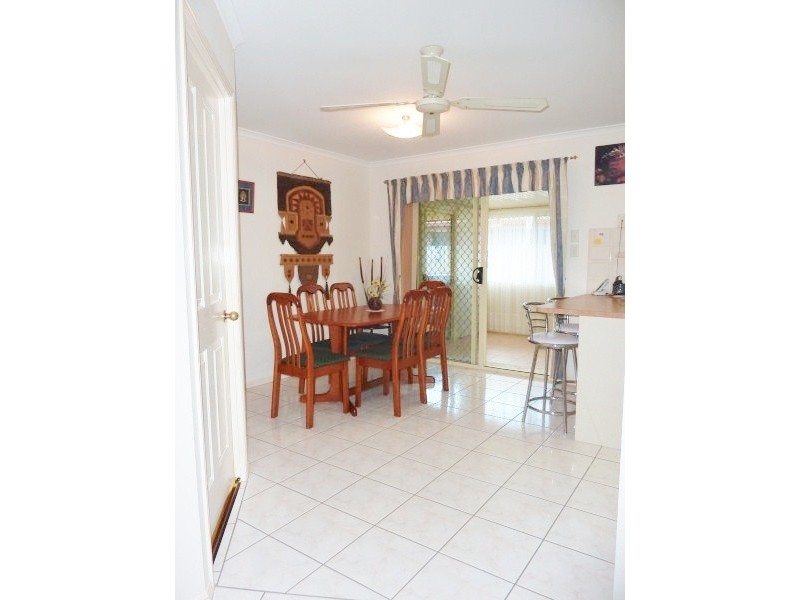 27 Kookaburra Dr, Eli Waters QLD 4655