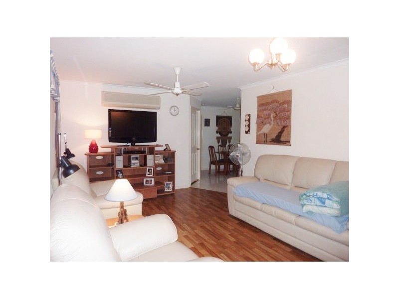 27 Kookaburra Dr, Eli Waters QLD 4655