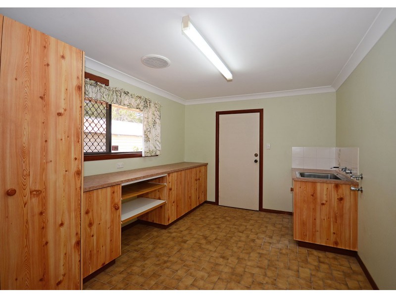 155 Long Street, Point Vernon QLD 4655