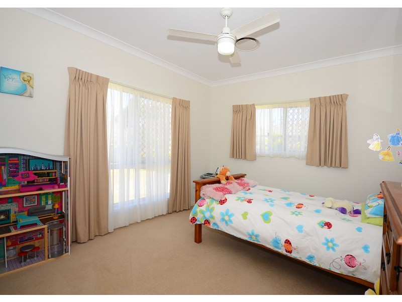 25 Rosedale Drive, Wondunna QLD 4655