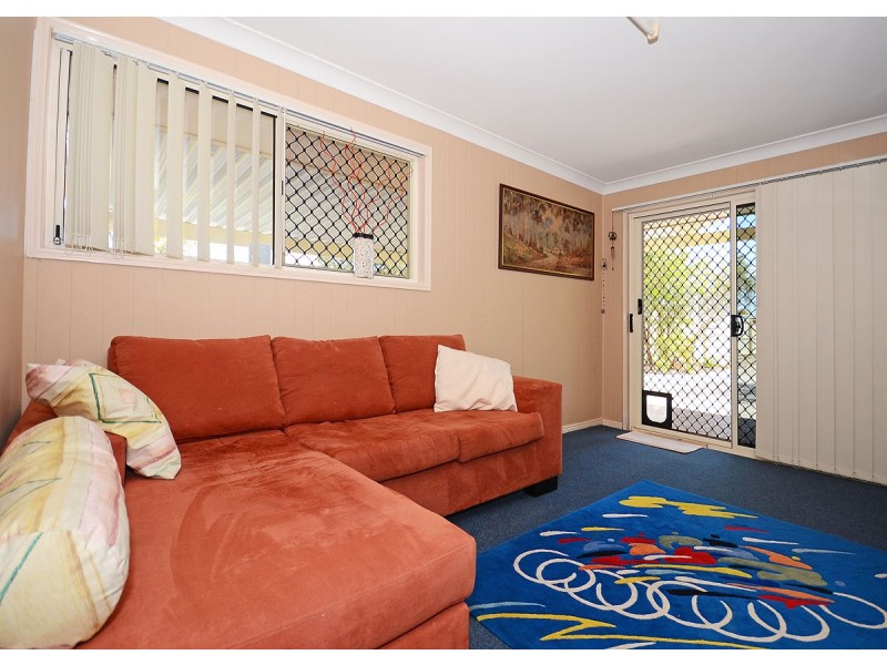 12 Cathy Place, Torquay QLD 4655