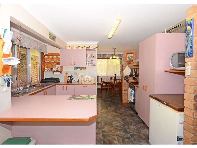 15 Dreamtime Avenue, Burrum Heads QLD 4659
