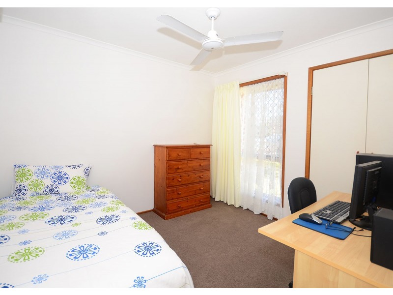 74 Murphy Street, Point Vernon QLD 4655