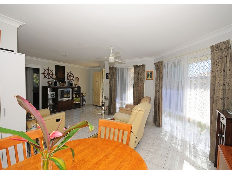 7 Eastwood Court, Urangan QLD 4655