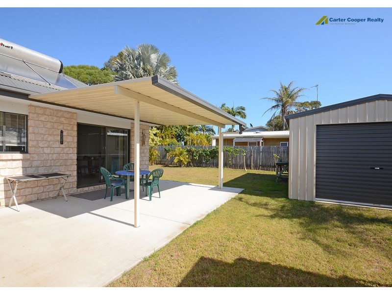 41 William Street, Urangan QLD 4655
