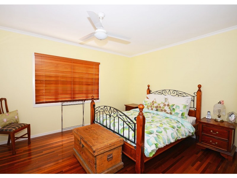 148 Bideford Street, Torquay QLD 4655