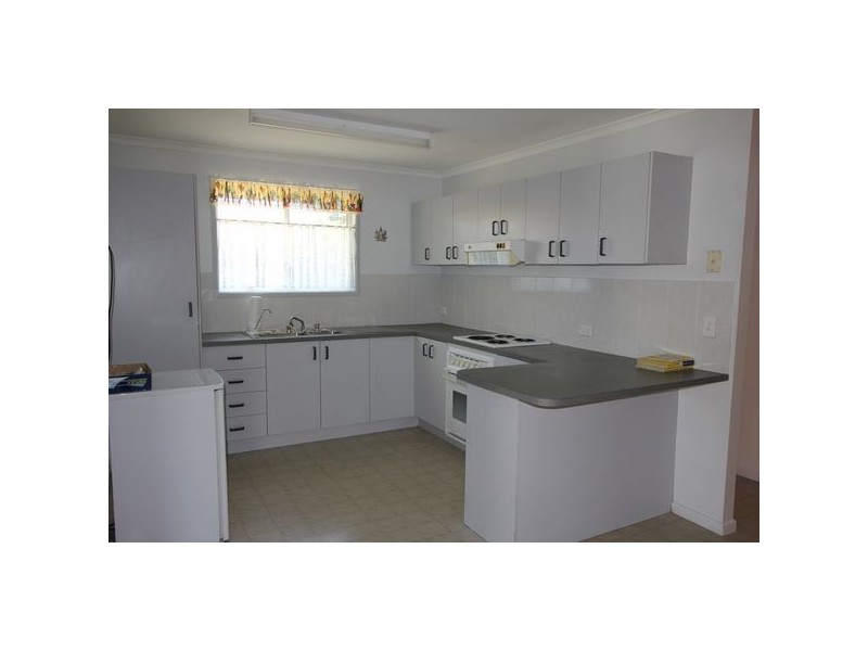 18 Cedar Crescent, Kawungan QLD 4655