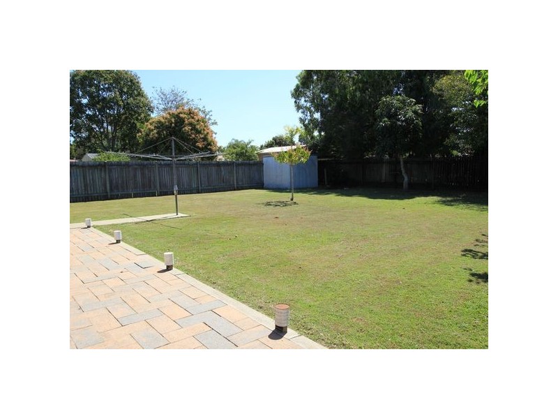 18 Cedar Crescent, Kawungan QLD 4655