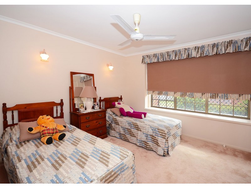 82 Murphy Street, Point Vernon QLD 4655