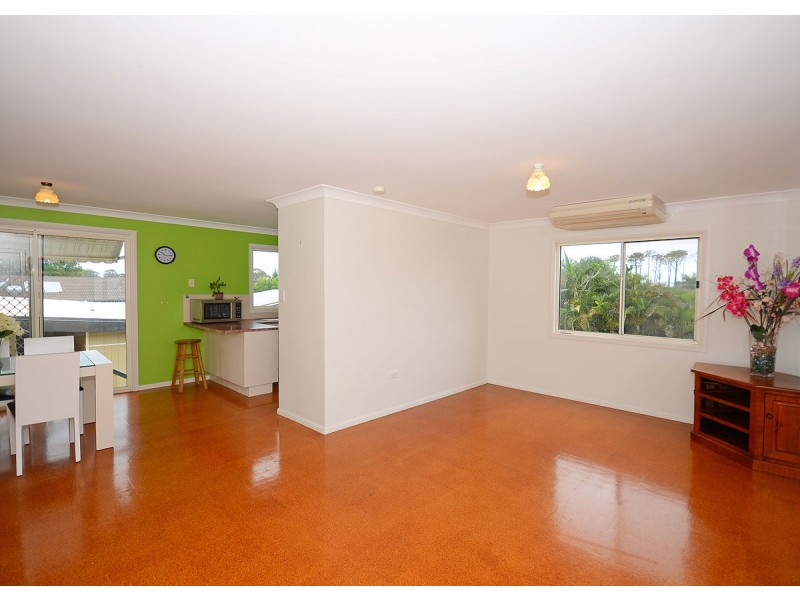108 Corser Street, Point Vernon QLD 4655