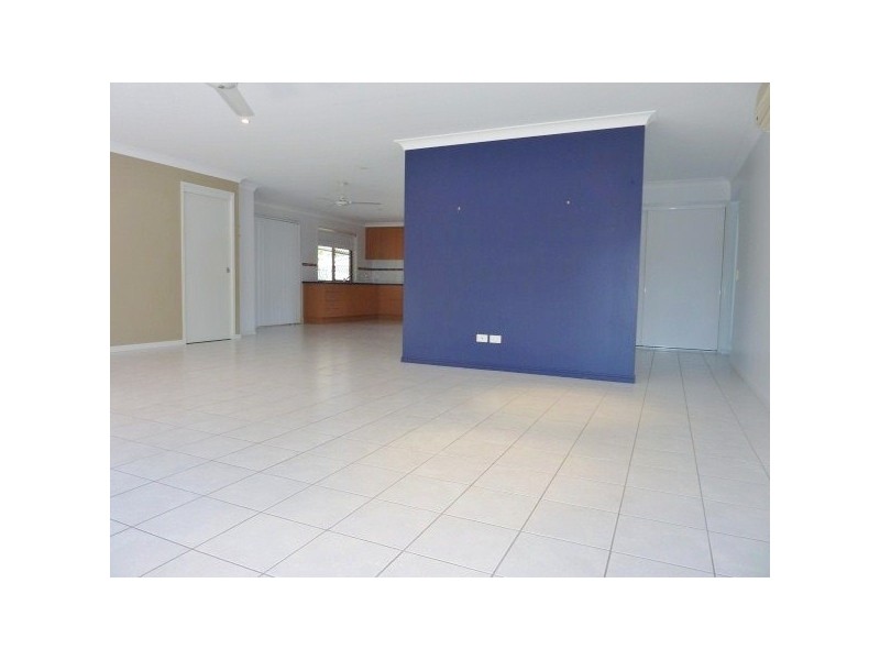 224 Dayman st, Torquay QLD 4655