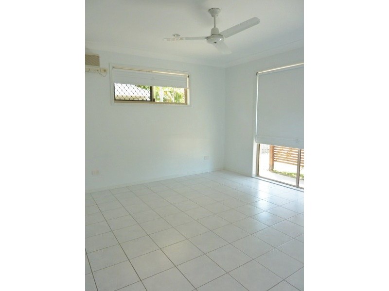 224 Dayman st, Torquay QLD 4655