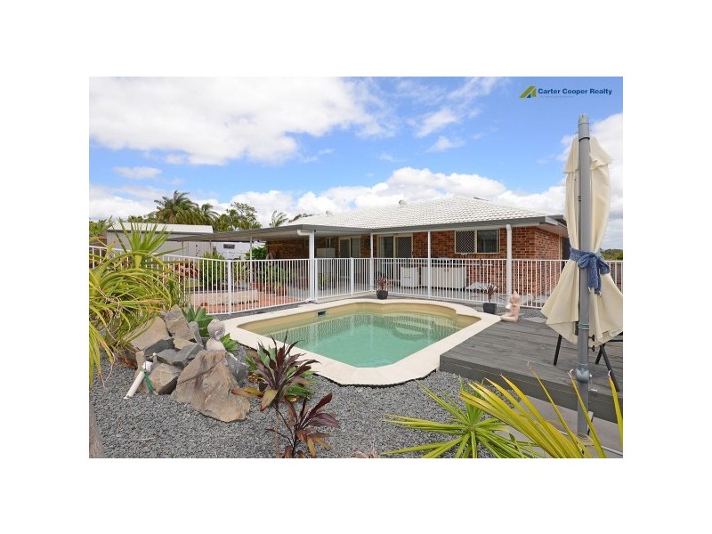 158 Hammond st, Urangan QLD 4655