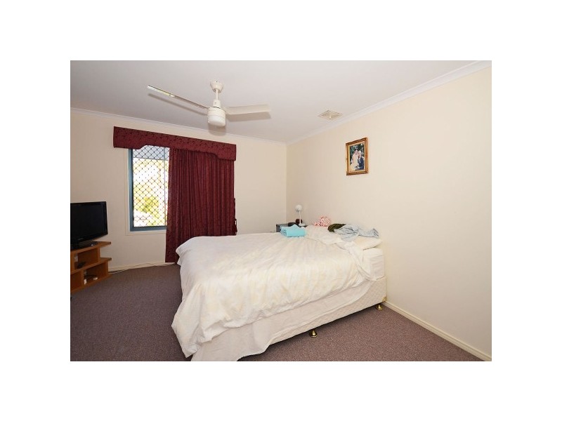 68-34 Elizabeth St, Urangan QLD 4655