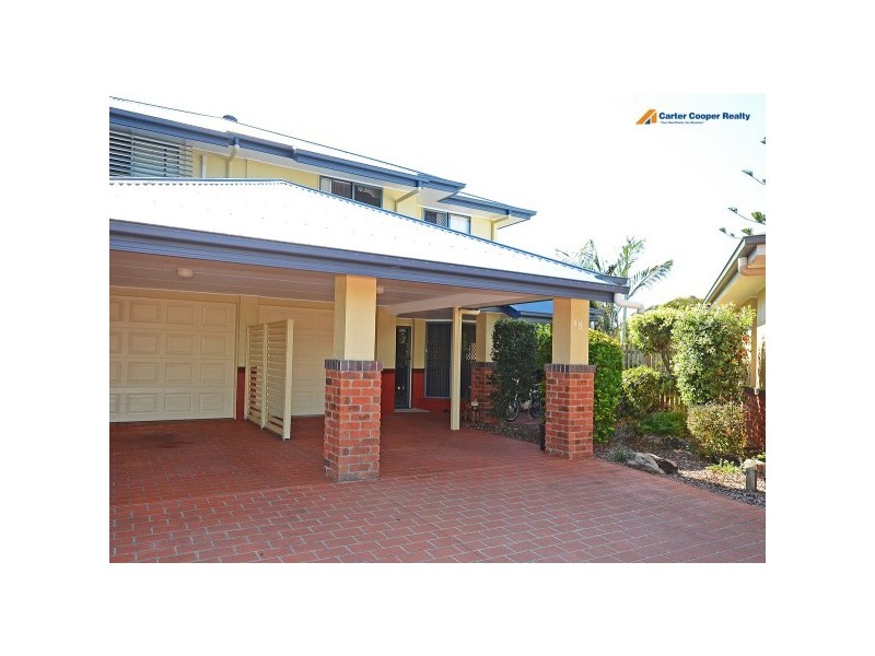 68-34 Elizabeth St, Urangan QLD 4655