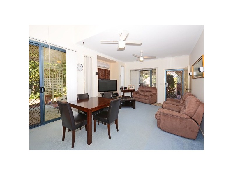 68-34 Elizabeth St, Urangan QLD 4655