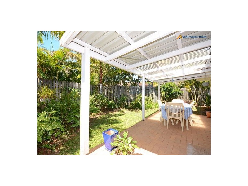8 Maureen Court, Point Vernon QLD 4655