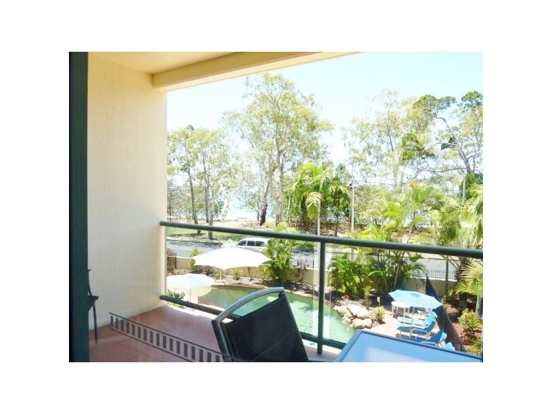 10/465 Esplanade, Torquay QLD 4655