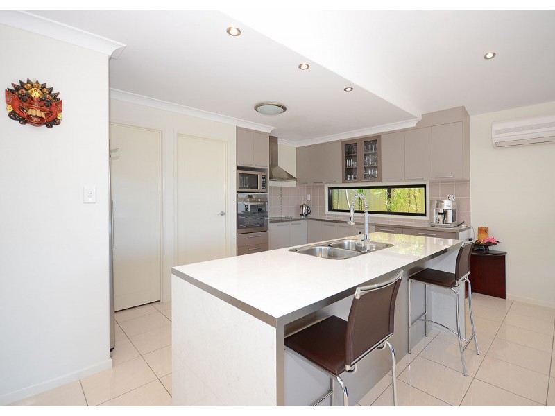 68 Long Street, Point Vernon QLD 4655