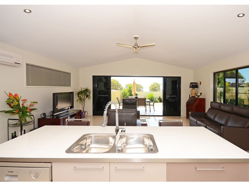 68 Long Street, Point Vernon QLD 4655