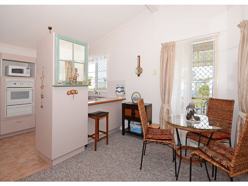 61/14 Ibis Boulevard, Eli Waters QLD 4655