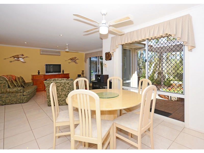 25 Lido Parade, Urangan QLD 4655
