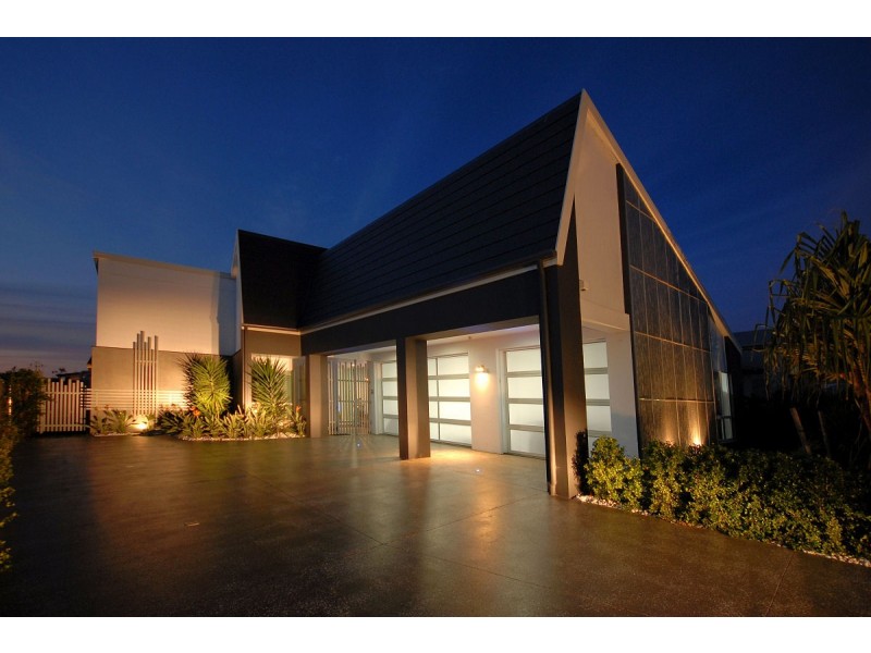 21 Lady Penrhyn Drive, Eli Waters QLD 4655