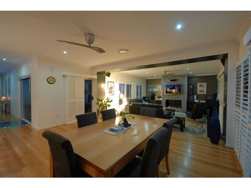 21 Lady Penrhyn Drive, Eli Waters QLD 4655