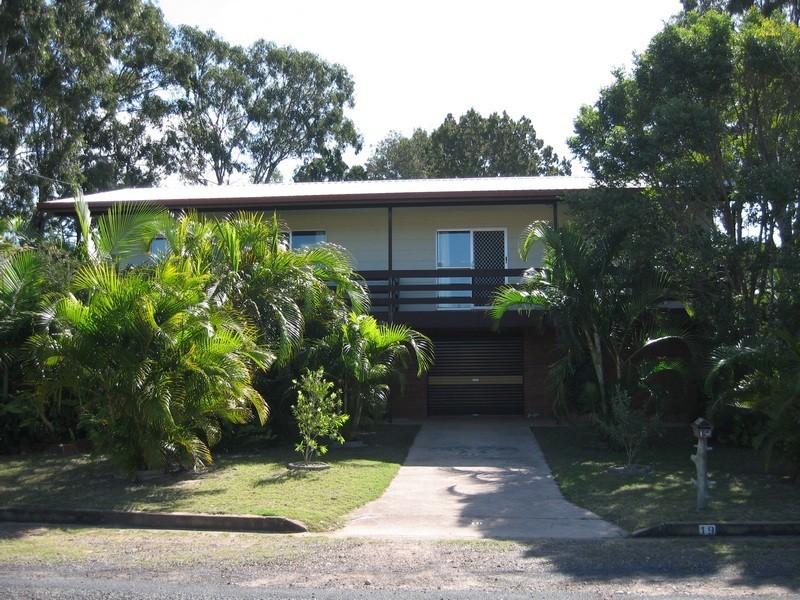 19 Gibbs Street, Urangan QLD 4655