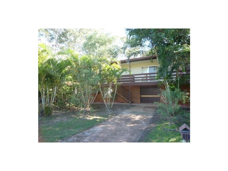19 Gibbs Street, Urangan QLD 4655