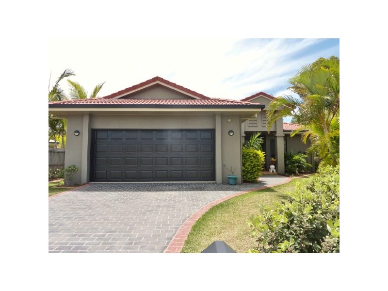 9 Montrose Cl, Point Vernon QLD 4655