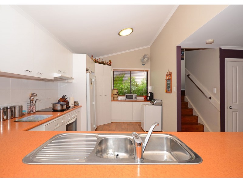 16 Loggerhead court, River Heads QLD 4655
