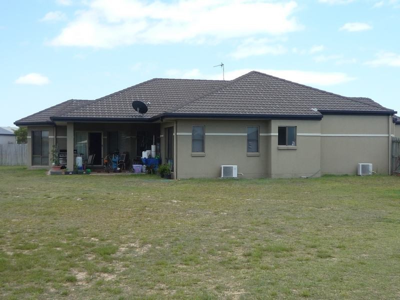 34 Sandalwood Drive, Wondunna QLD 4655