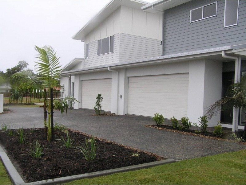 5 Seaway Parade, Toogoom QLD 4655