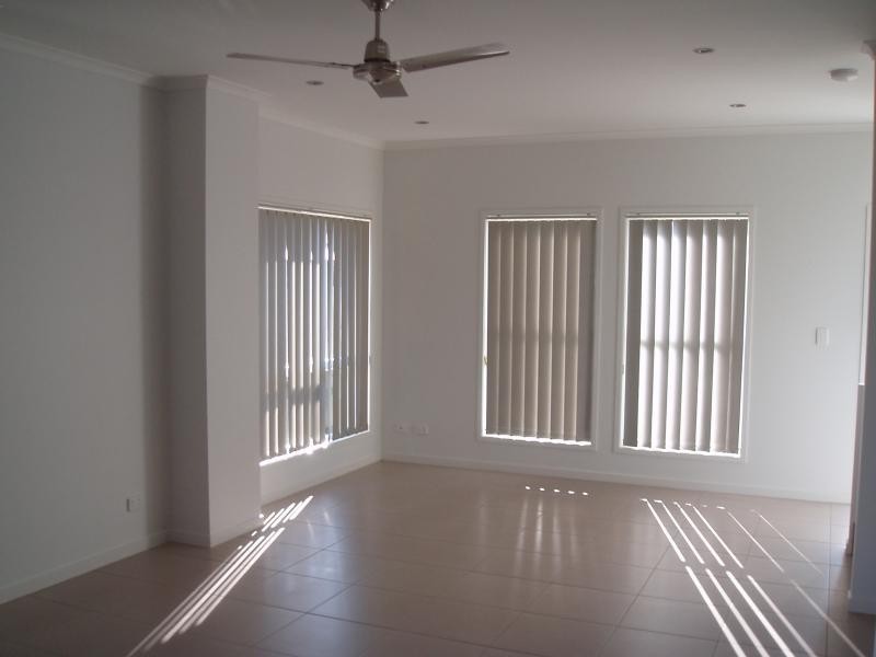 5 Seaway Parade, Toogoom QLD 4655