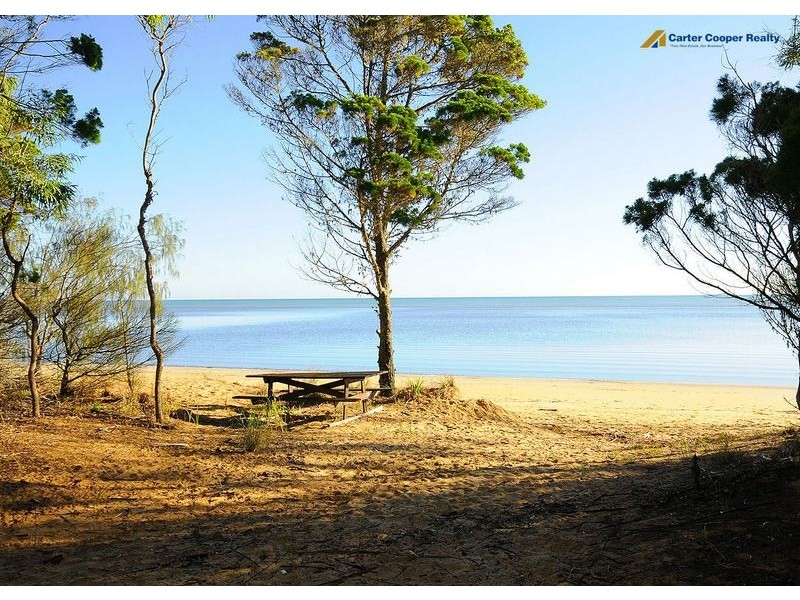 22 Meadow Drive, Dundowran Beach QLD 4655