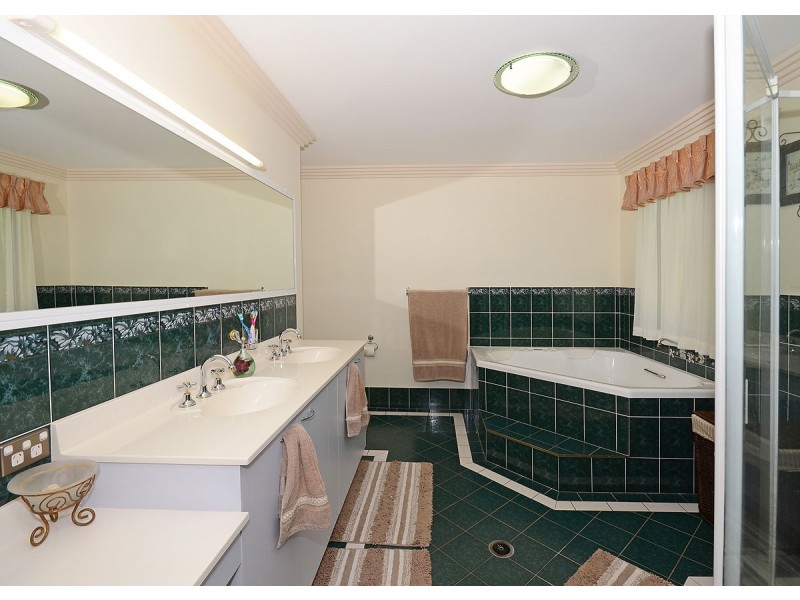 22 Meadow Drive, Dundowran Beach QLD 4655